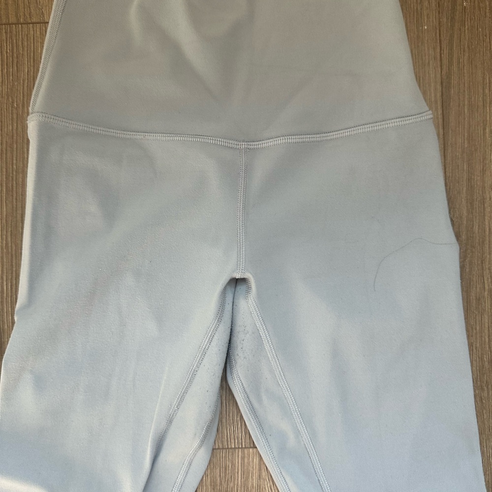 lululemon light blue high-rise leggings with center back logo - Picture 12 of 14